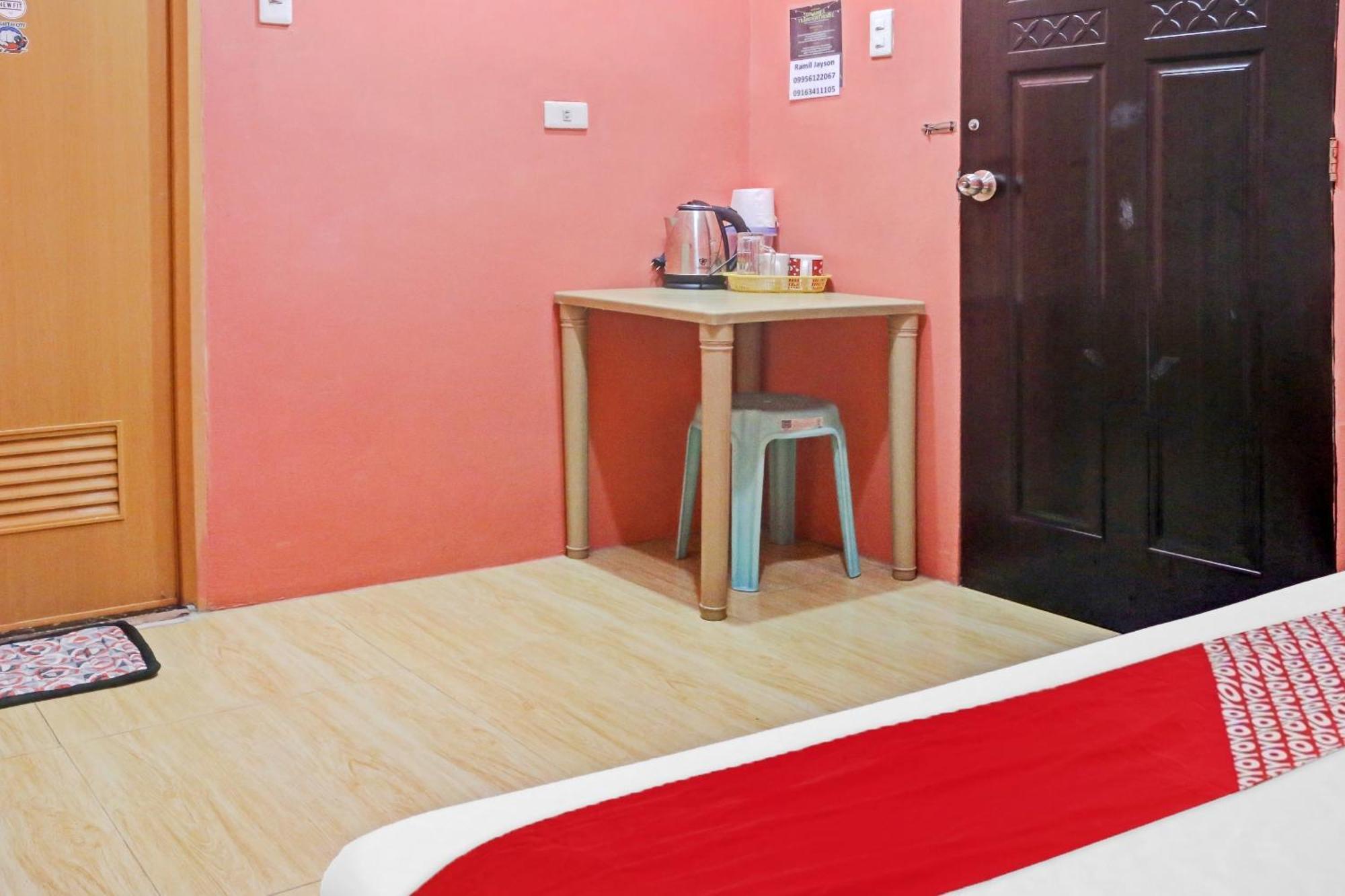 Solanos Transient House Hotell Pasay Exteriör bild
