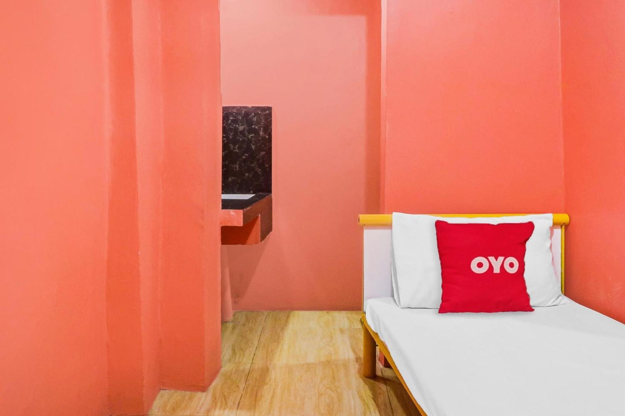 Solanos Transient House Hotell Pasay Exteriör bild